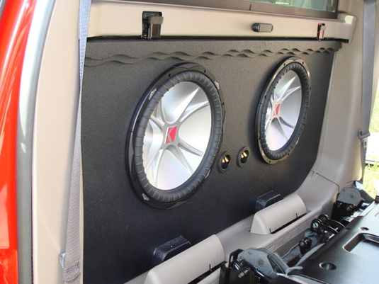 02-2016 Avalanche / Cadillac EXT 2-15'' Sub Box Poly