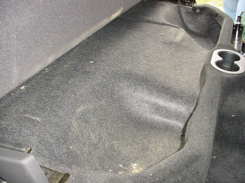 Load image into Gallery viewer, 2009 up Dodge Quad Cab Single 10&quot; ported Sub Box Carpeted
