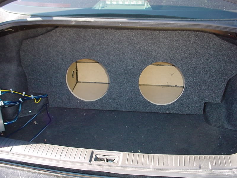 Load image into Gallery viewer, 2003-2006   2X12&quot;- Infiniti G35 Sedan Custom Carpeted Sub Box
